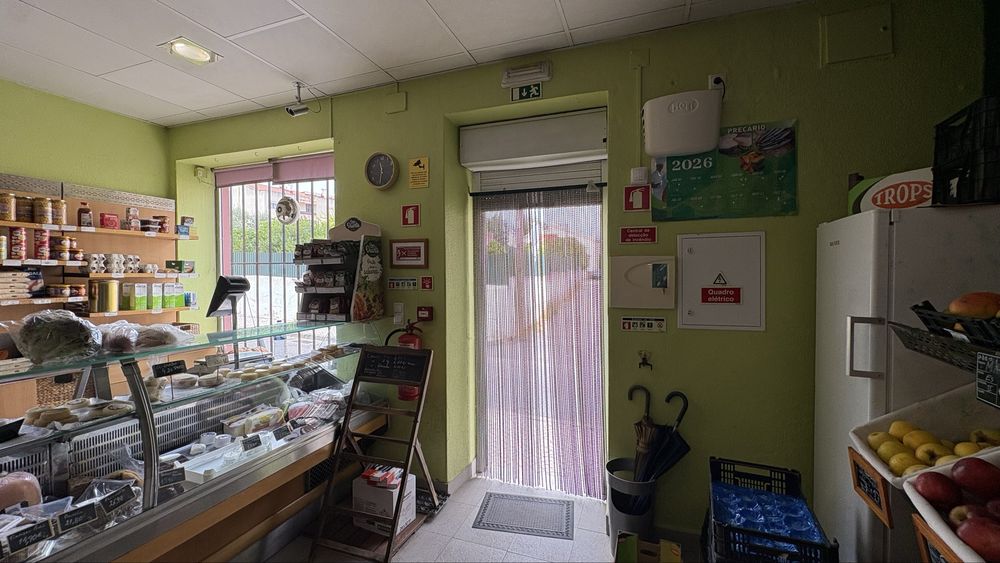 Loja 42 m2 para alugar na quinta do anjo