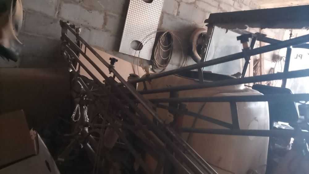 Sprzedam co na zdjęciu z 800 złoty całosc do negocjacji