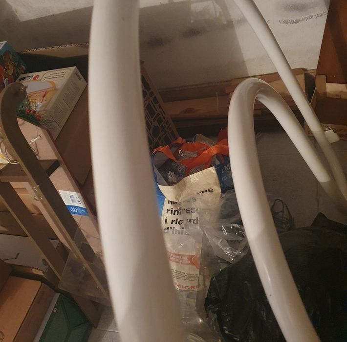 Cama solteito de ferro