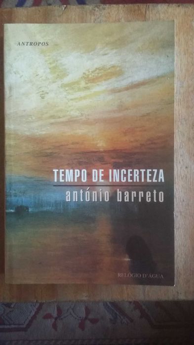 Tempo de Incerteza, de António Barreto (COMO NOVO)