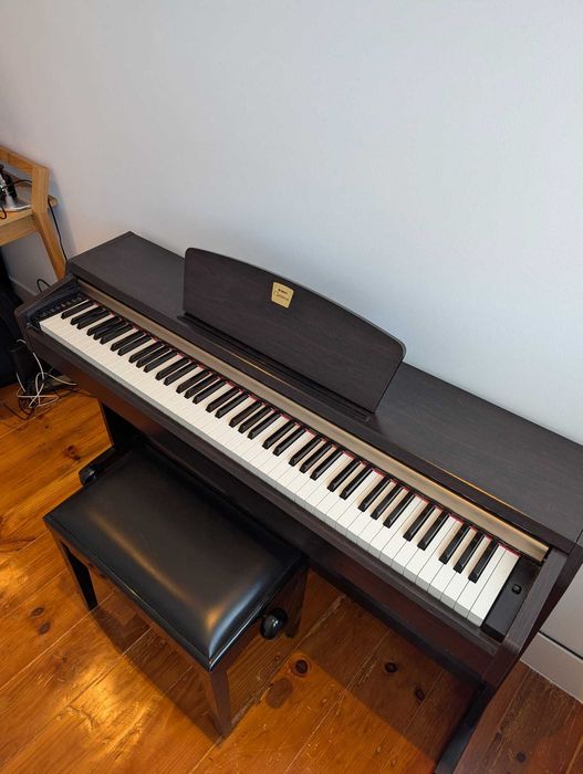 Piano Yamaha Clavinova CLP 220