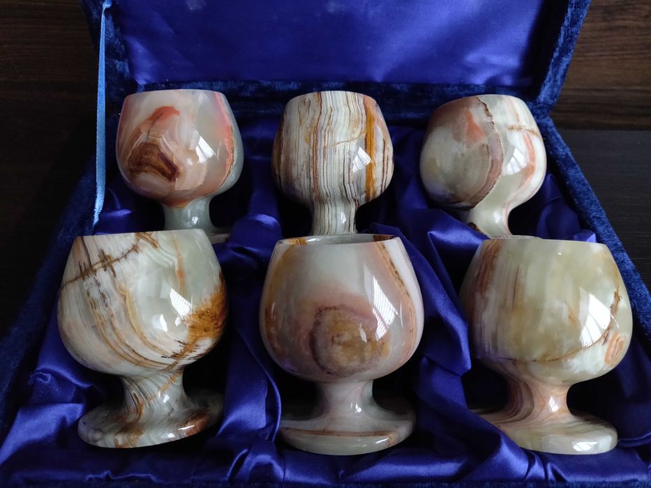 Рюмки из натурального камня Оникс. Набор раритетный, 6 шт.