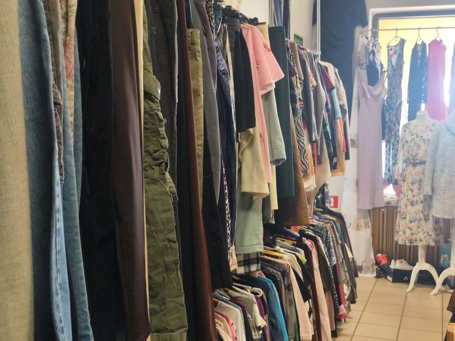 Odzież używana damska 10 kg posklep