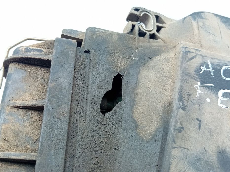 Ótica / farol esquerda AUDI A4 (8E2, B6)