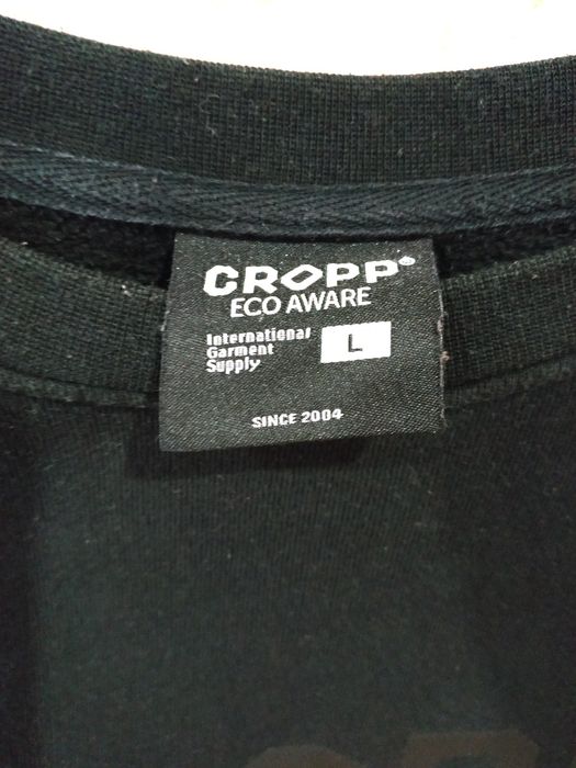Продам фирменную толстовку CROPP
