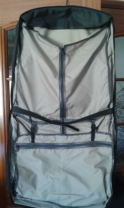 Porta-Fatos Samsonite preto