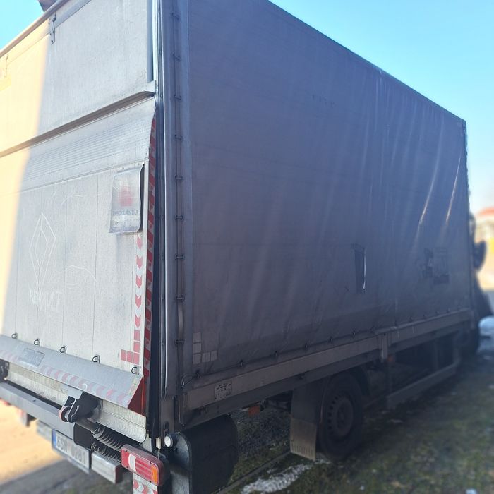 Iveco Daily zabudowa plandeka -firanka z windą