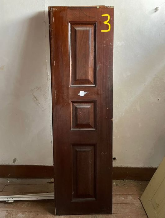 Portas antigas madeira maciça