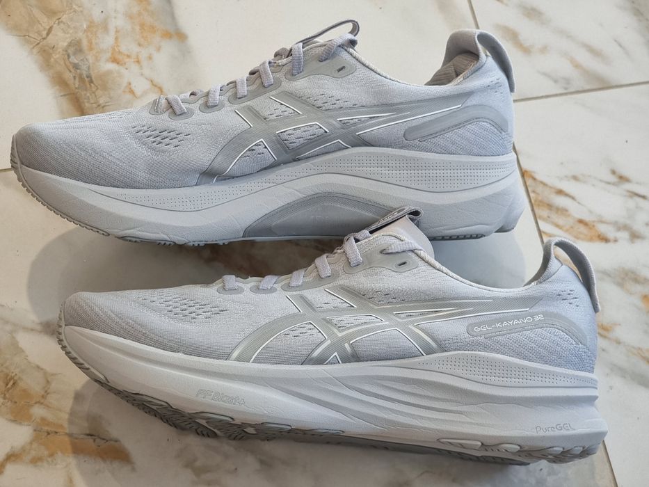 Оригінал 100% чоловічі кросівки asics Kayano 32 eur 44.5