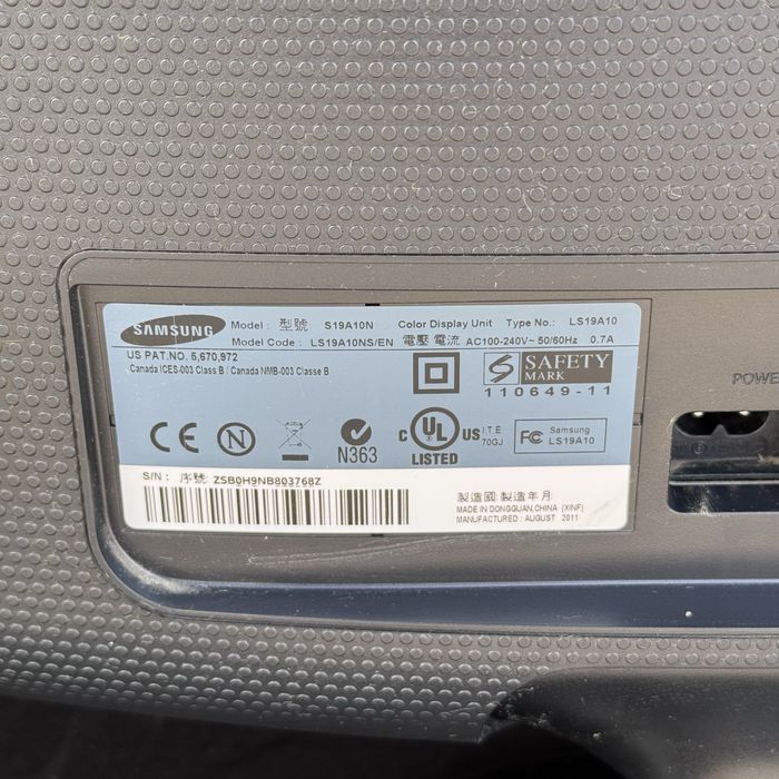 Monitor LCD Samsung S19A10N 18.5” + OFERTA