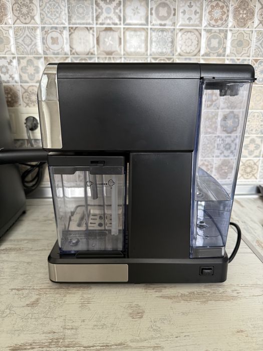 Кавомашина Polaris PCM 1575 WIFI IQ Home