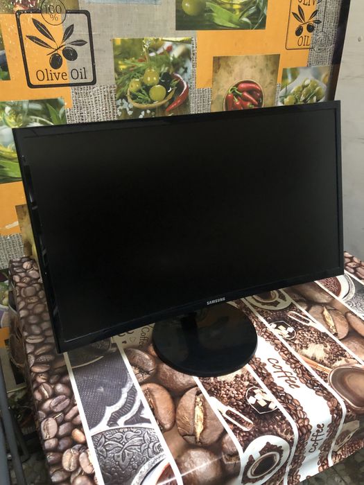 Монитор SAMSUNG изогнутый