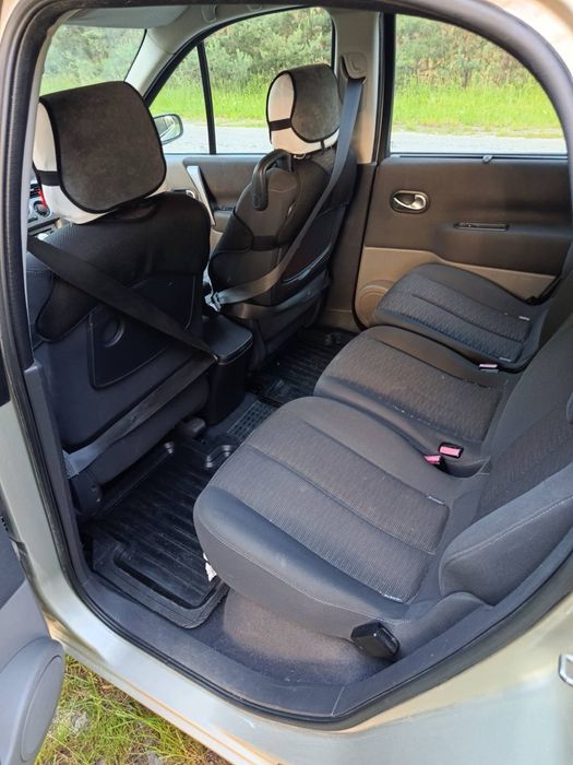 Автомобіль Renault Scenic 2008
