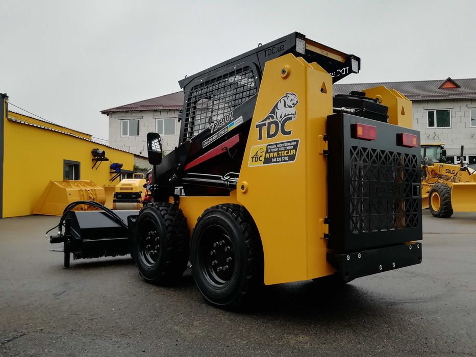 Колісний мінінавантажувач TDC 901