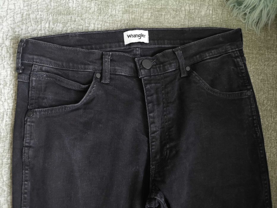 Jeansy męskie czarne  Wrangler Greensboro W33L32