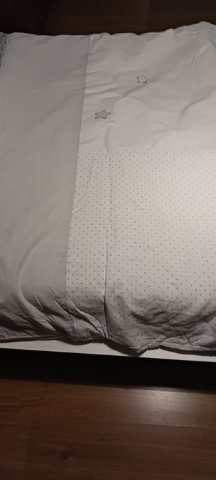 Colchão, edredão e cobertor