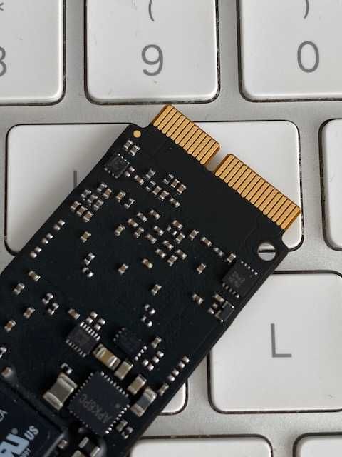 Original Apple SSDs for MacBook Air or Pro, iMacs and Mac Pro64586101195777122