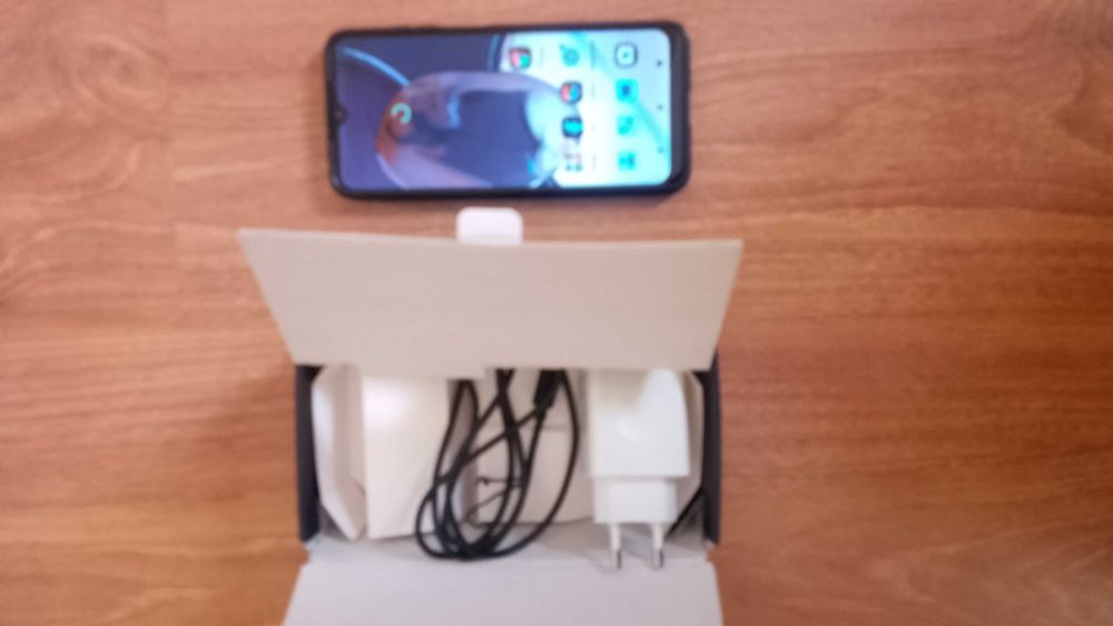 Smartfon Motorola 22i