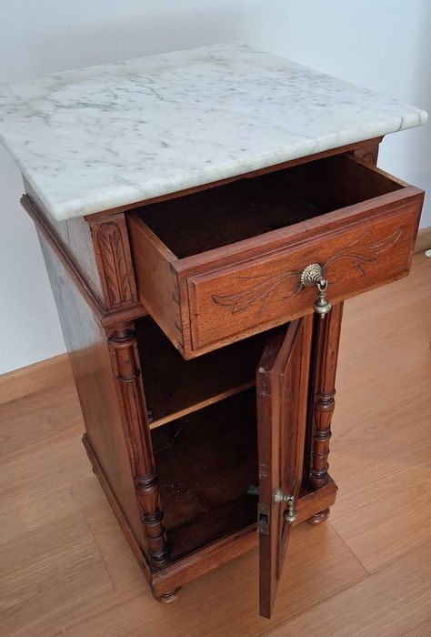 Mesa cabeceira início séc. XX