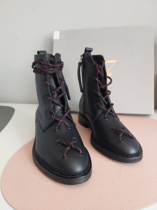 Botki L37 rozm 36 23cm skóra naturalna