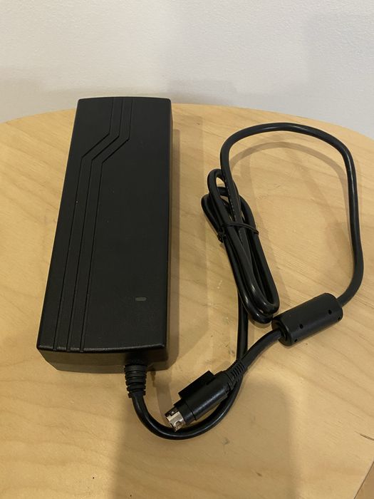 Carregador EdacPower