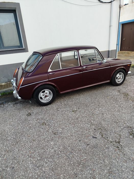 Morris 1300 Saloon