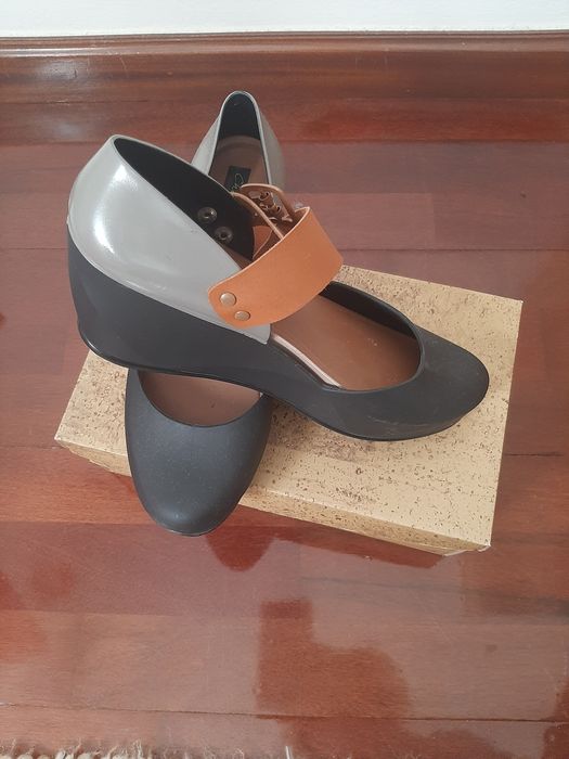 Sandália meia estação