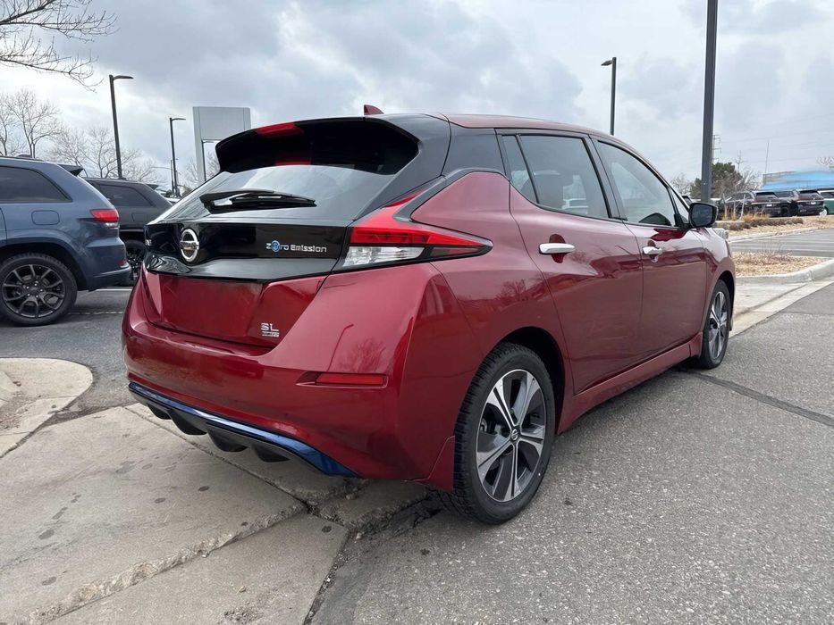 Nissan LEAF SL Plus      2020