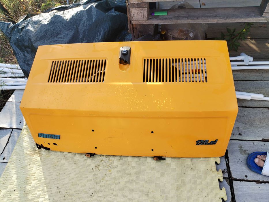 Klapa tył fiat 126 el do renowacji