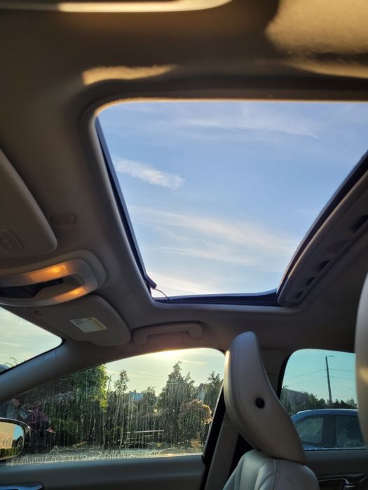 VOLVO S60 rok 2015 benzyna