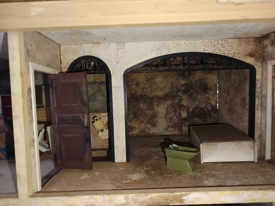 Antiguidade casa de bonecas