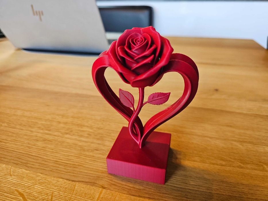 Wydruk 3D róża z sercem