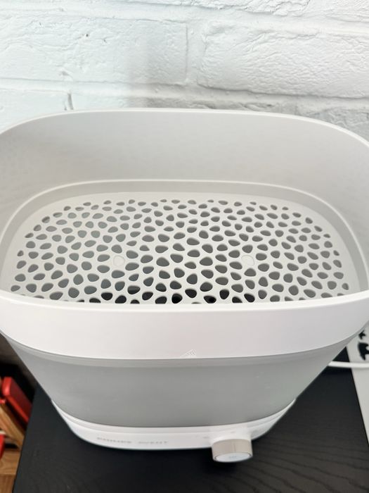 Elektryczny sterylizator parowy z suszarką Philips Avent SCF293/00