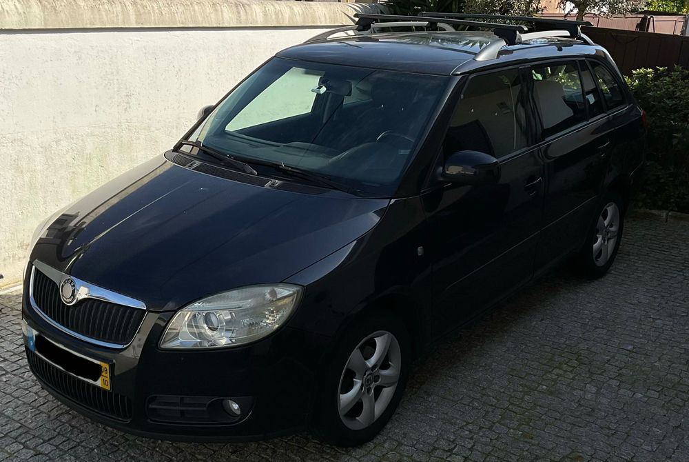 **Reservado** Vende-se Skoda Fabia Break 1.4 TDI Ambiente