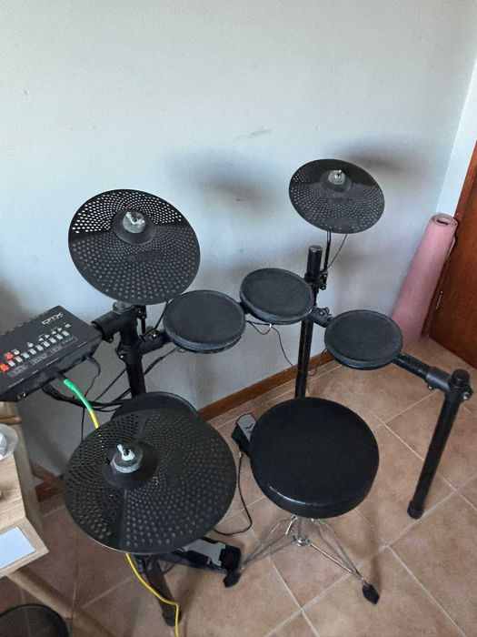Bateria eletrónica impecável YAMAHA