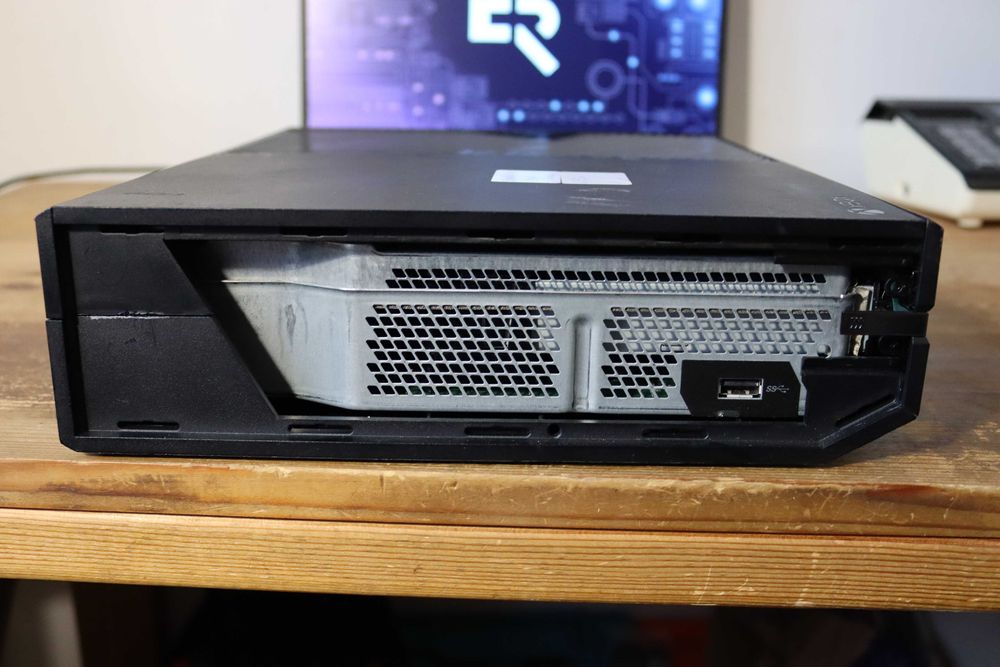 Konsola Xbox One czarny (4526)