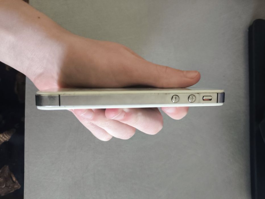 iPhone 4s треба прошити на 6 iOS баг акум 60%