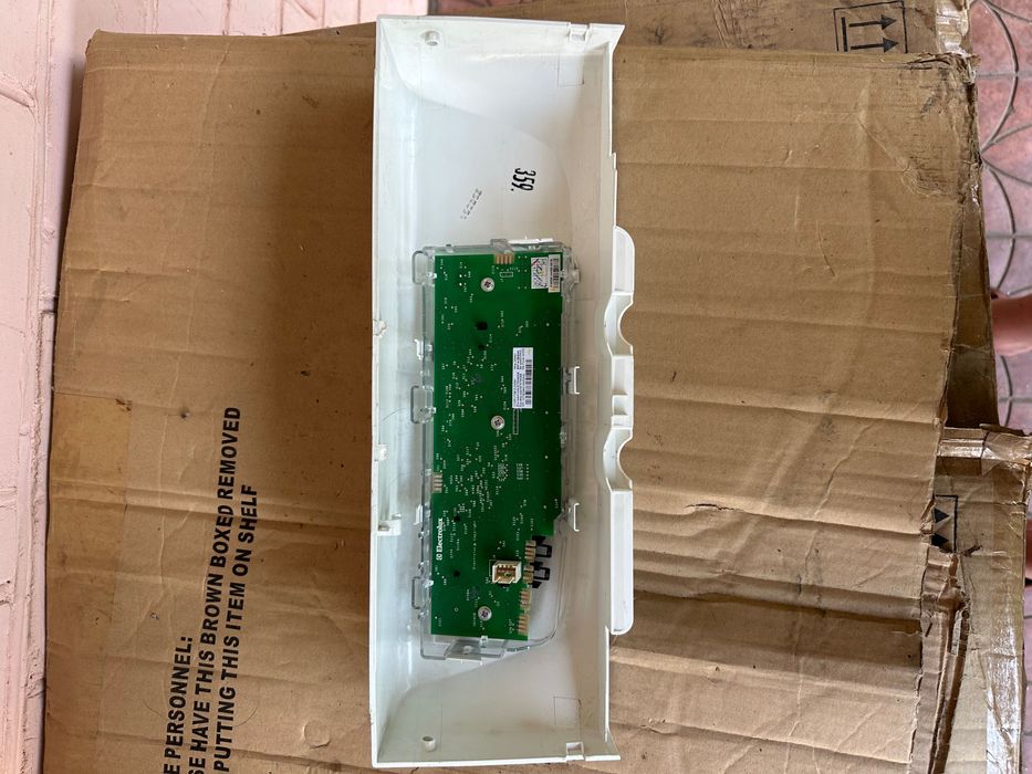 Модуль управления,индикации стиральной машины Zanussi ZWQ61015WA