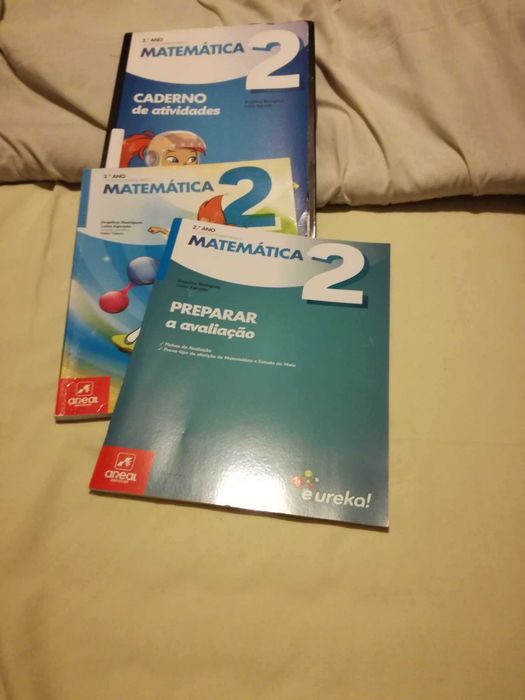 Eureka! School Textbooks (Portuguese, Mathematics, Environmental Studies)