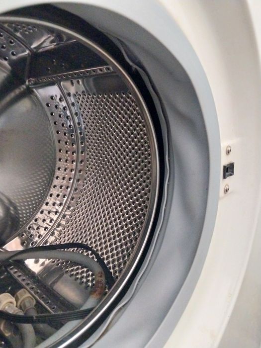 Віддам Пральна машина Indesit. Самовивіз
