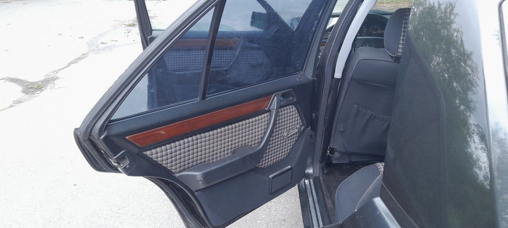 Продам Мерседес W124