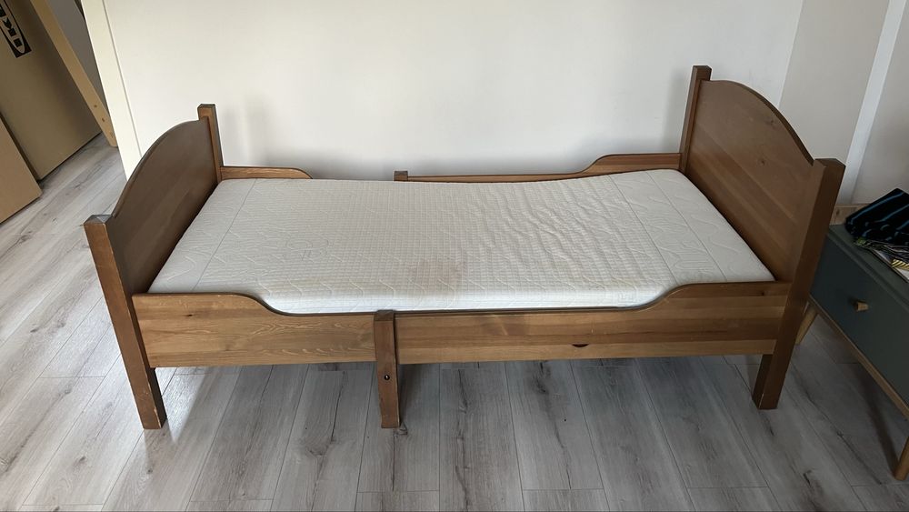 Łóżko dziecięce   Ikea Sumdvik wraz z materacem