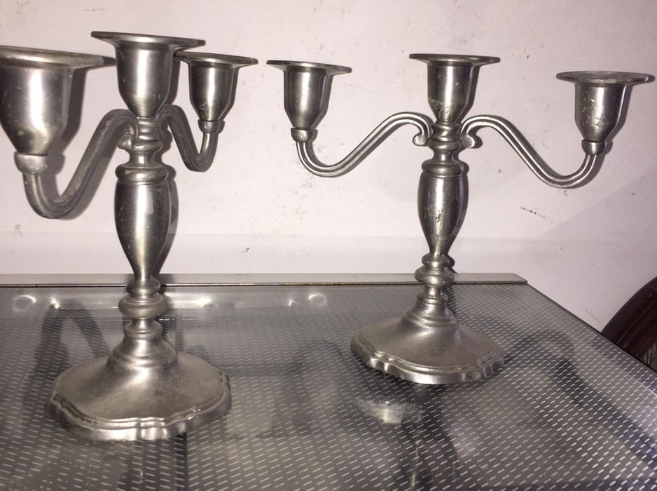 Par de candelabros de 3 velas