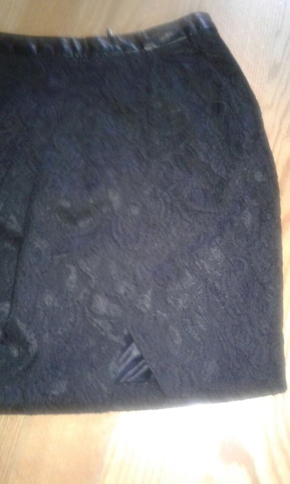 Spódnica koronka podszewka Mohito zamek 36/38