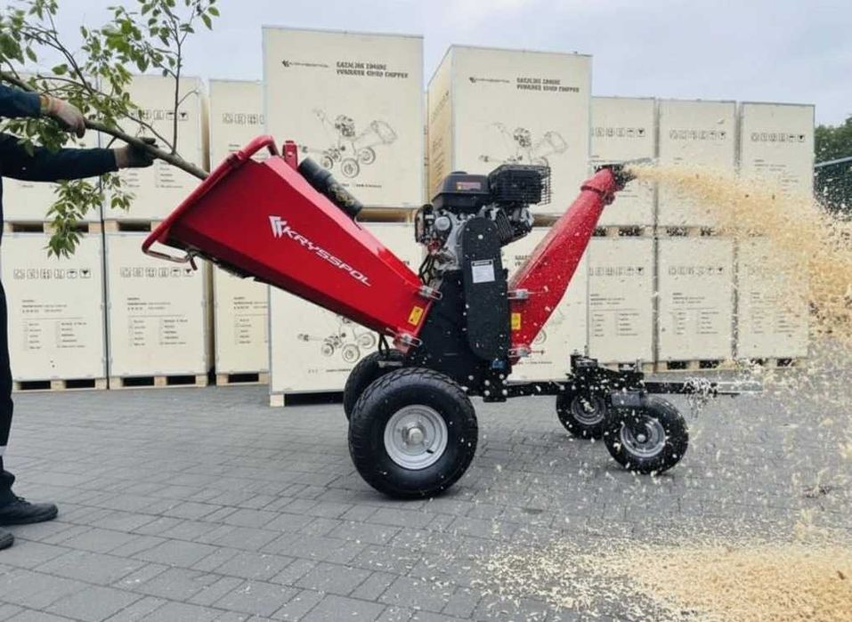 Rozdrabniacz rębak spalinowy do gałęzi 15cm el. start