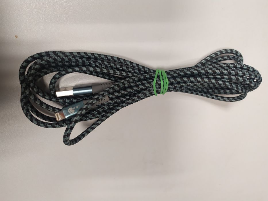 Zestaw 4 kabli USB do Apple iPhone.