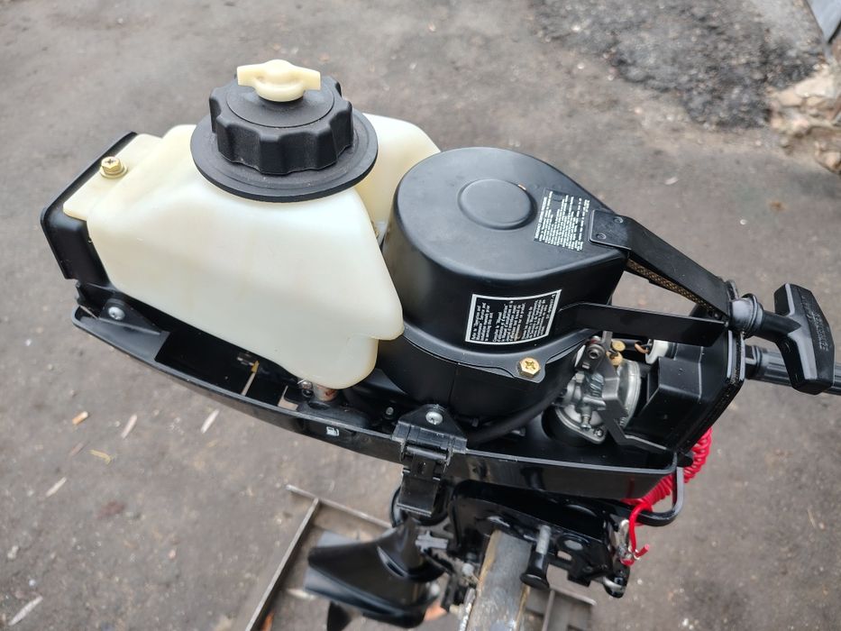 Двигун для човна, лодочный мотор Mercury 2.5