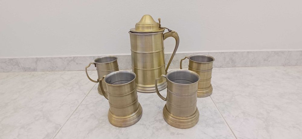 Canecas e Jarro Estilo Medieval