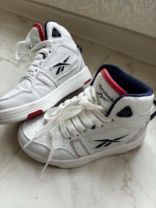 Кросівки reebok 27,5 розмір ,нові
