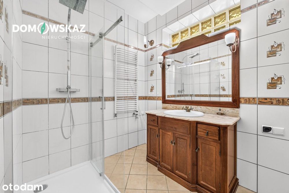 Unikatowy dom o pow. 392 m² na działce 3260 m2